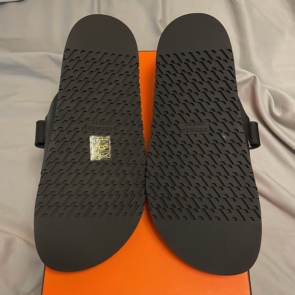 Authentic New Hermes H Leather Dad sandals - Picture 5 of 13